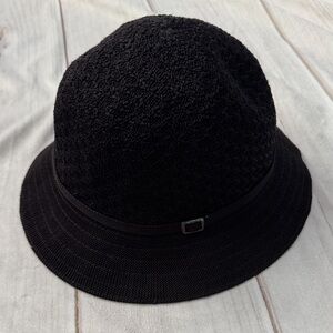 Black hat